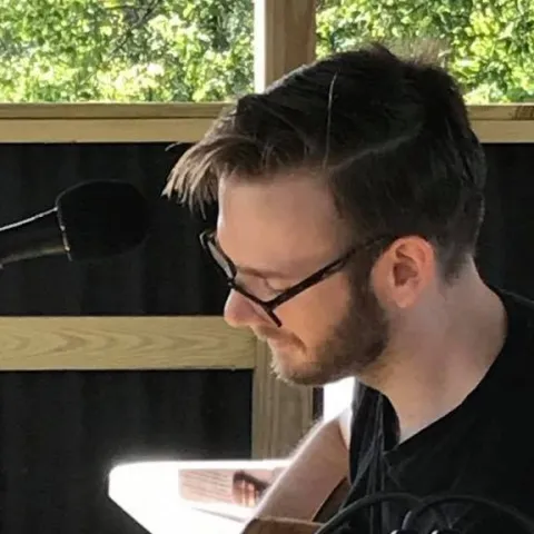 Mark Lyon