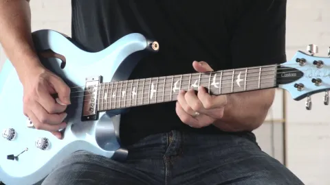 <span>Technique 202 - Hammer-Ons And Pull-Offs</span>
