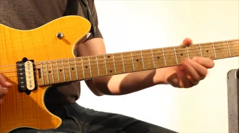 <span>Chord Tones In Scale Shapes</span>
